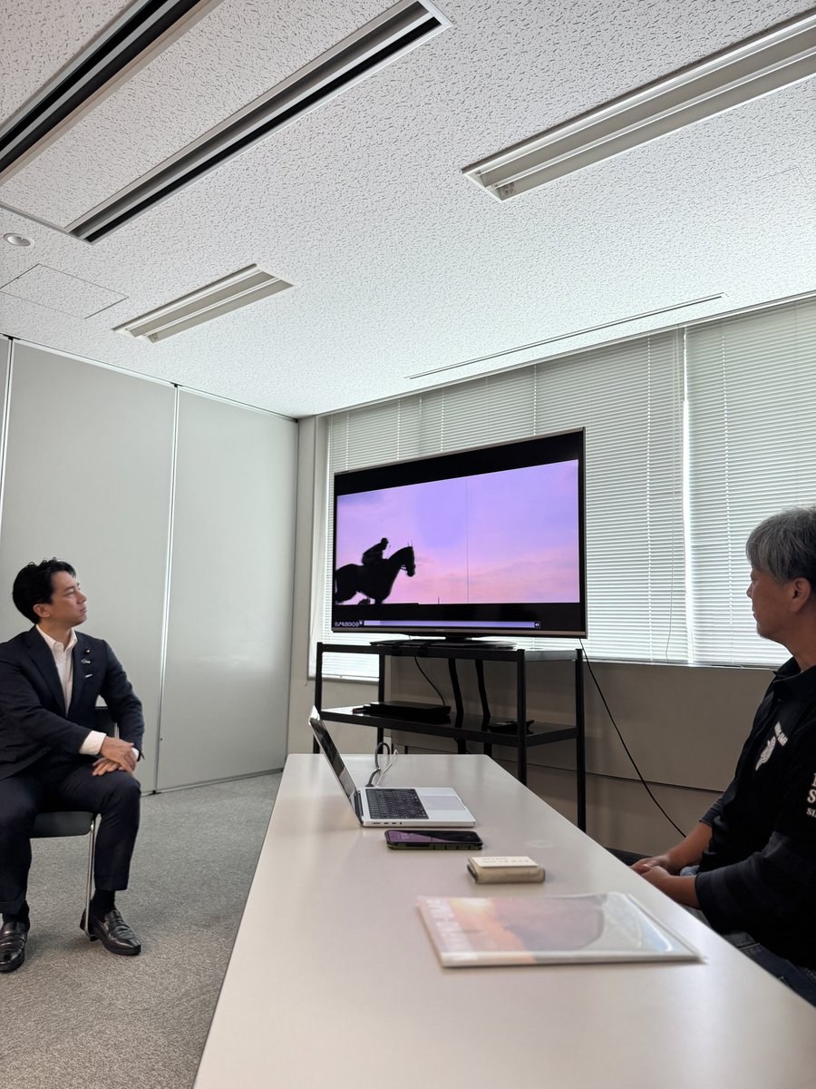 珠洲ホースパークの足袋抜代表との意見交換。競馬から引退した馬の牧場をされています。馬たちがレースから引退後にどう生きていくか？競馬を所管する農水省としても大事なテーマ。