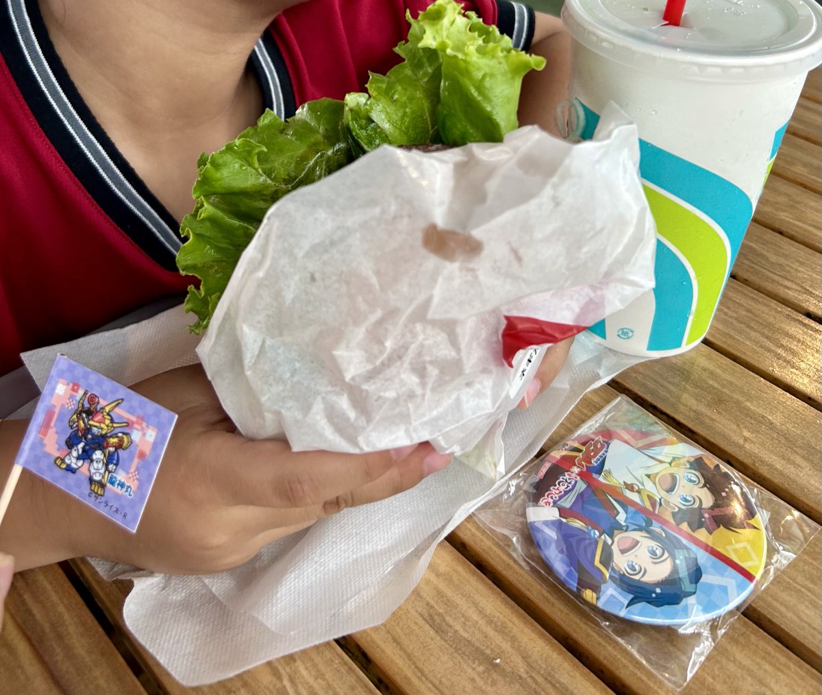 🟥ワタルカケルカラーコーデ🟦
浅草花やしきで遊んでみた！🌟🌈
#魔神創造伝ワタル #花やしき
　
6歳「ねえ！もしかしてさあ、みんなに笑顔になって欲しいから、花やしきとワタル、コラボしたんじゃない！？」

ママもそう思う！！！！！！！！
ニコニコをありがとう🥳🙌✨✨