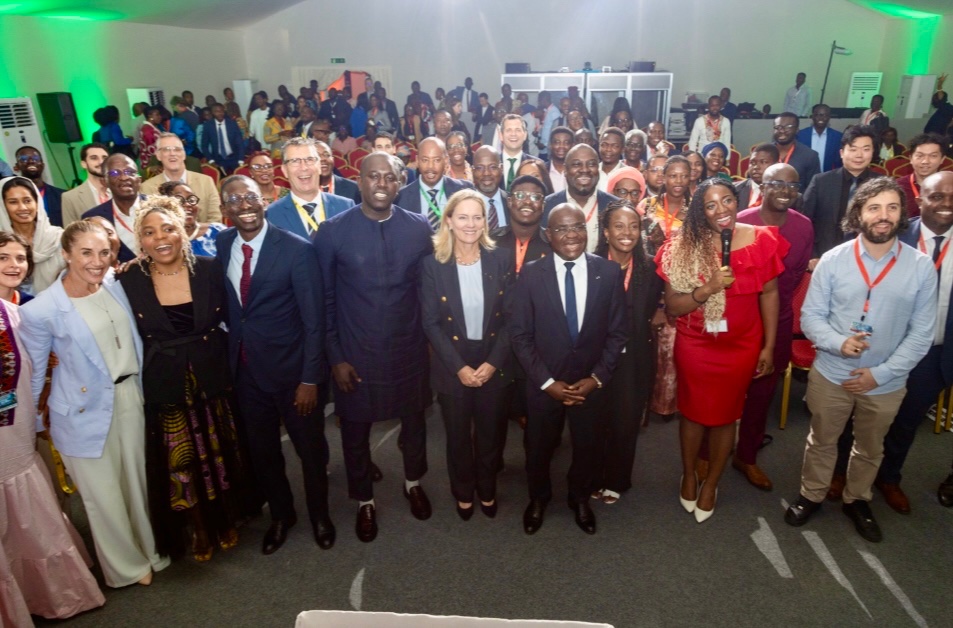 Do check out our exciting side event “From Strategy to Action: African Development Bank and Google Explore Africa’s AI Future” at the <a href="/AfDB_Group/">African Development Bank Group</a> Annual Meetings afdb.org/en/news-and-ev…