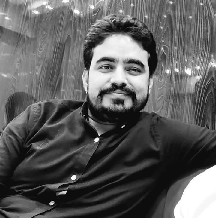 Navaid Ali (@navaidwrites) on Twitter photo درد اتنا ہے کہ ہر رگ میں ہے محشر برپا درد اتنا ہے کہ ہر رگ میں ہے محشر برپا