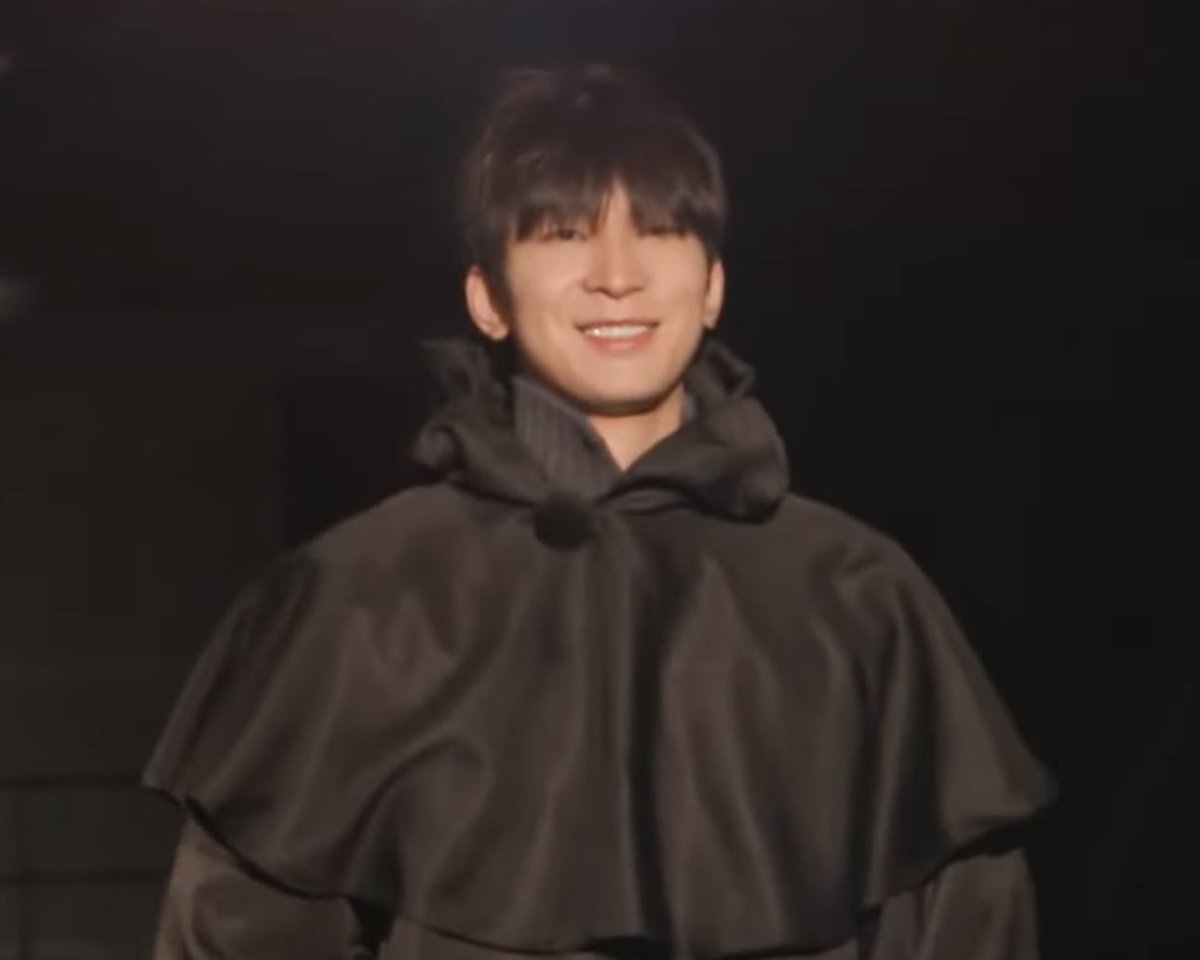 wonwooszone's tweet photo. wonwoo’s “hi” and smile whenever he was revealed 🥹 https://t.co/vysU6tuREl