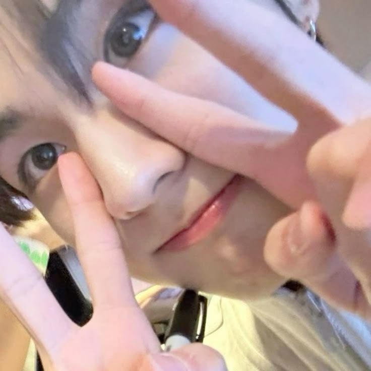 Jungwon, Yang. tweet media