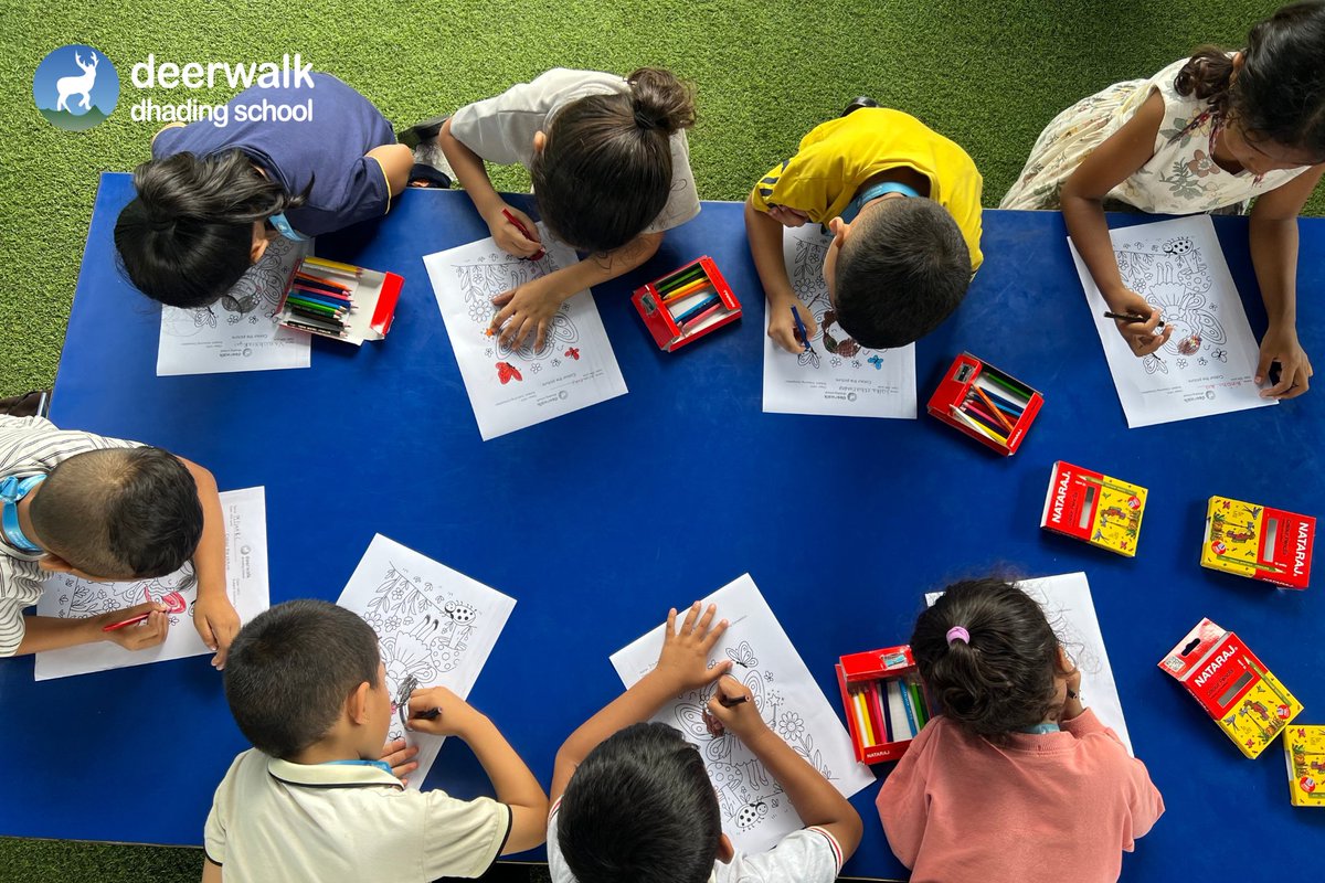 DWDhadingSchool's tweet image. 𝗖𝗼𝗹𝗼𝘂𝗿𝗶𝗻𝗴 𝗖𝗼𝗺𝗽𝗲𝘁𝗶𝘁𝗶𝗼𝗻 

Deerwalk Dhading conducted a colouring competition for preschool students, where the children coloured pictures. 

#dds #deerwalkdhadingschool #colouringcompetition