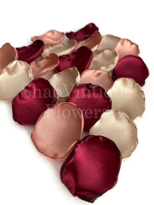 shabvintiqueflr's tweet image. Wedding Decor, Maroon, champagne, rose gold mix of flower petals, Flower Girl Petals, Fall Wedding Aisle Decor tuppu.net/2a049c3e #Etsy #ShabVintiqueFlowers #WeddingCardBox