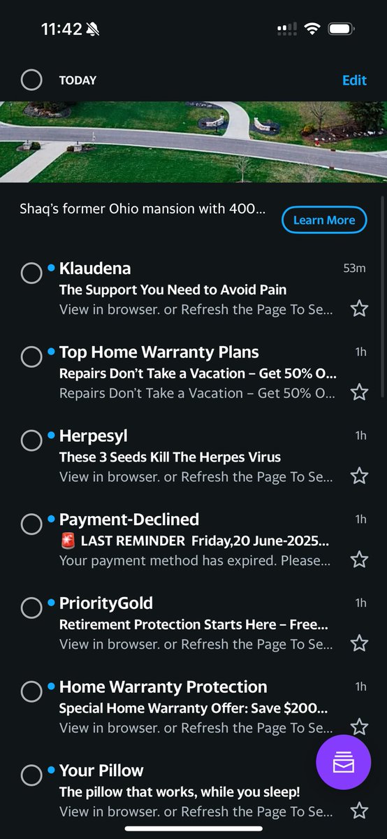 The real Alicia Kay tweet media