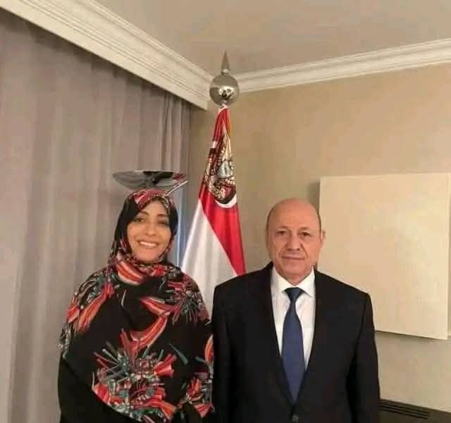 ماشي خير يجي من ص..عاليك توكل كرمان 
ارحل يل..عن ابوك على أبو الي يعترف بك أو يقول انك رجل دوله ي صع-لوك