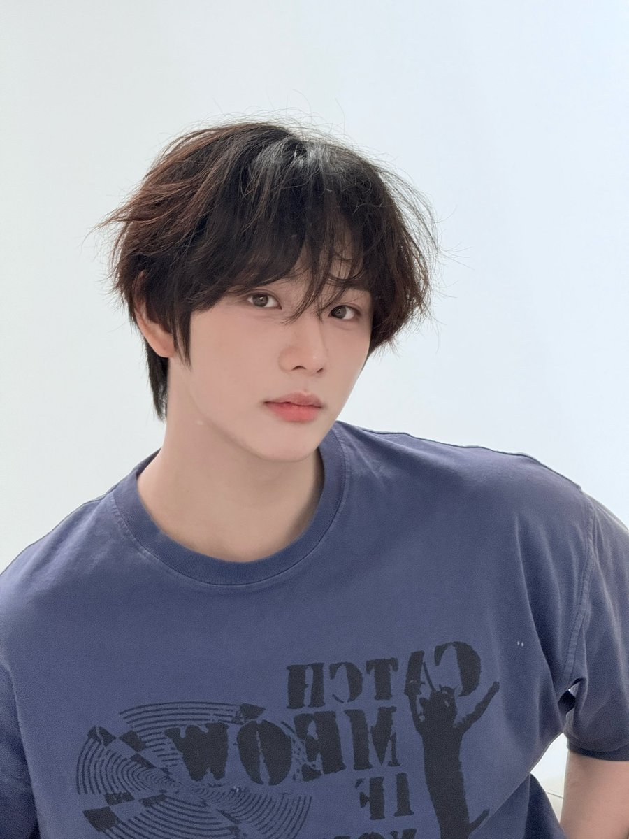 XODIAC_MEMBERS's tweet photo. [#씽]

이번 노래 다 들었어?🥶

#XODIAC #소디엑 #SING #씽 https://t.co/Buq18VHMYM