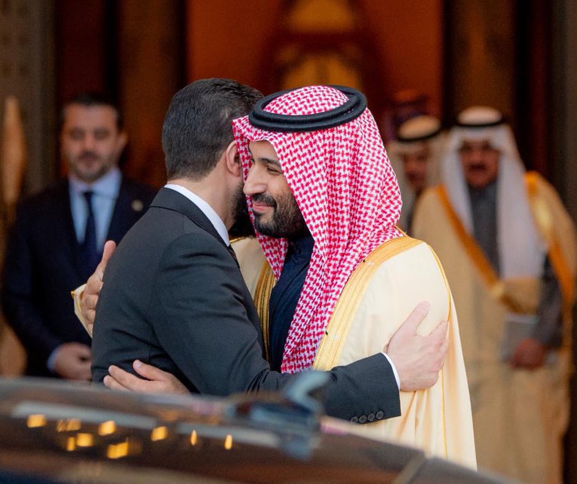 #تمرة💢|| اليوم:

لأول مرة منذ 4 عقود ،  وبعد الدعم السعودي🇸🇦الكبير لسداد ديون جمهورية سوريا العربية 🇸🇾 

البنك الدولي يوافق على تقديم منحة لسوريا كأول مشروع للبنك في سوريا وتهدف المنحة المساهمة بقطاع الكهرباء من خلال

1- إعادة تأهيل خطوط النقل 
2- إعادة تأهيل المحطات الفرعية