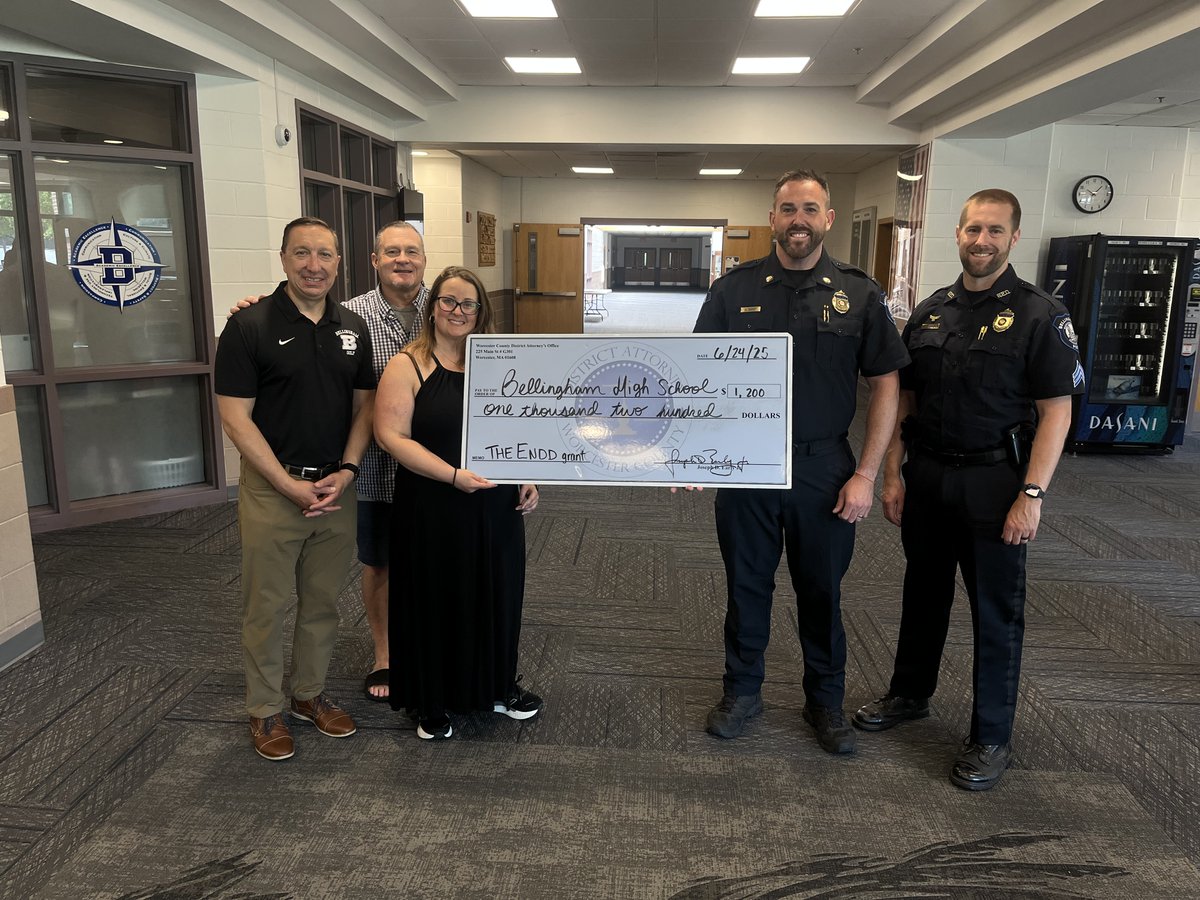 We are happy to support <a href="/pmaranoBPSD/">BPSD</a>’s post-graduation celebration with our #theENDD Grant! Thank you the members of <a href="/BellinghamMAPol/">BellinghamMAPolice</a> and Operation Graduation and Superintendent Peter Marano and Assistant Principal Thomas Forbes for joining us!