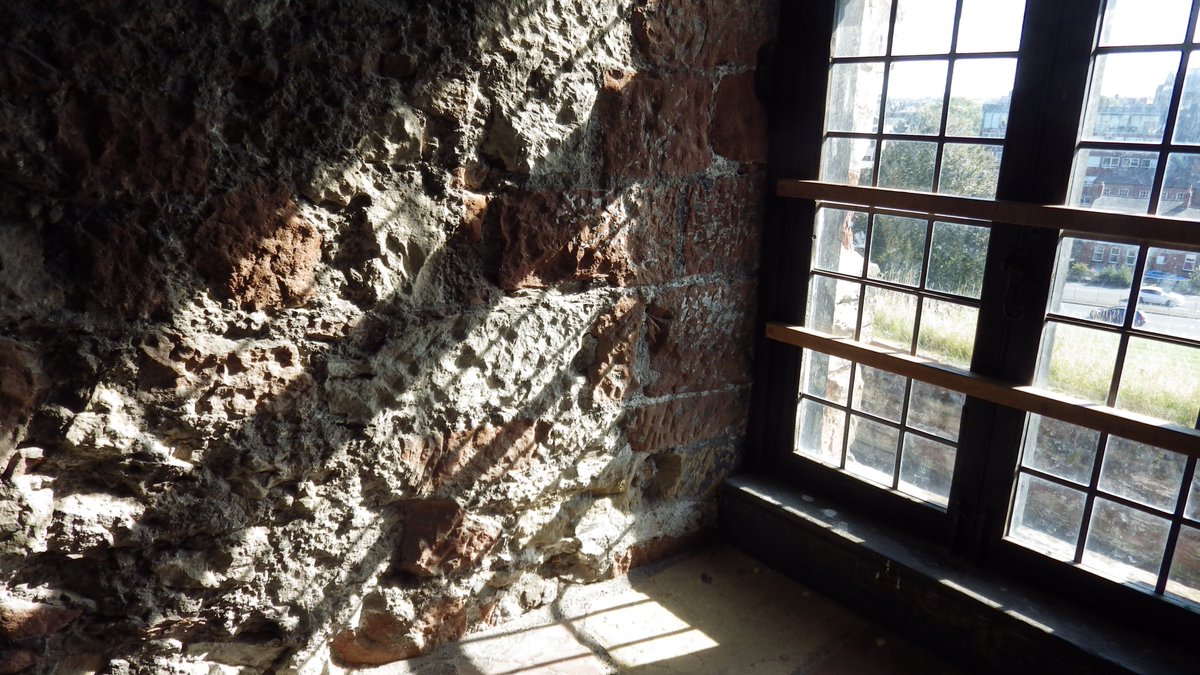 BergonziBen's tweet photo. Carlisle Castle and City, the setting for my forthcoming novel.
#HistoricalFiction
#authorlife
#researchtrip
#WritingCommunity
#CarlisleCastle
#CarliseMarketcross https://t.co/jJRhepRfl3