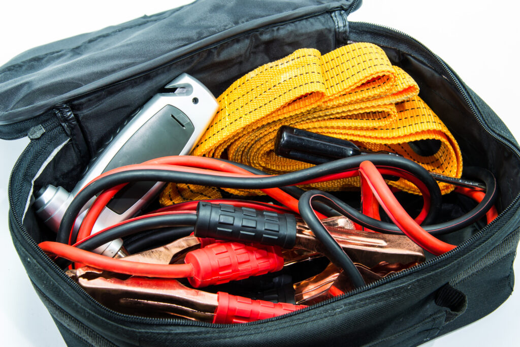 sicurauto's tweet photo. Kit d’emergenza auto in estate: cosa non deve mancare https://t.co/bvcOCmJrep #GuidaSicura #GuideUtili #Consigli #vacanze https://t.co/IGiPrWE5hT