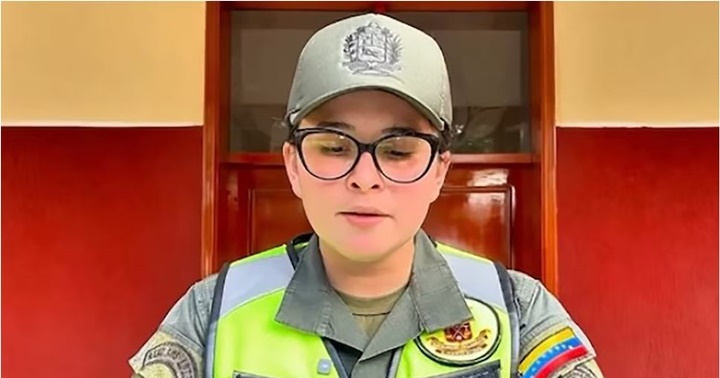 Arr3ch0's tweet photo. Ya vieron la insólita campaña de la FANB contra María Corina Machado ique con mujeres militares, difundida por GJ (Ej) Domingo Antonio Hernández Lárez. Pues pónganle mucha atención a los detalles de las imágenes, manos, escudos, nombres, todas creadas con inteligencia artificial. https://t.co/A3oLT6autP