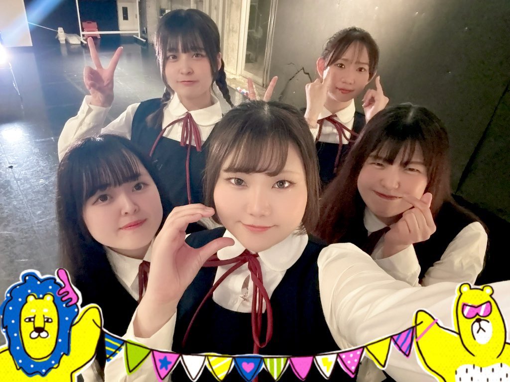 Patchwork808's tweet photo. 🖤ᩚ❤️ᩚぱっちわーく575作目の投稿です！今回はファントムシータの『おともだち』です！

今日はファトムシータのデビュー発表された日ということで…

配信1stシングルをお届け🖤ᩚ❤️ᩚ
歌詞やみんなの表情に注目です。

#ぱっちわーく88ぱちぱちぱっち

👏👏 https://t.co/AaFV2UHkHm https://t.co/aOIIJlsBhL