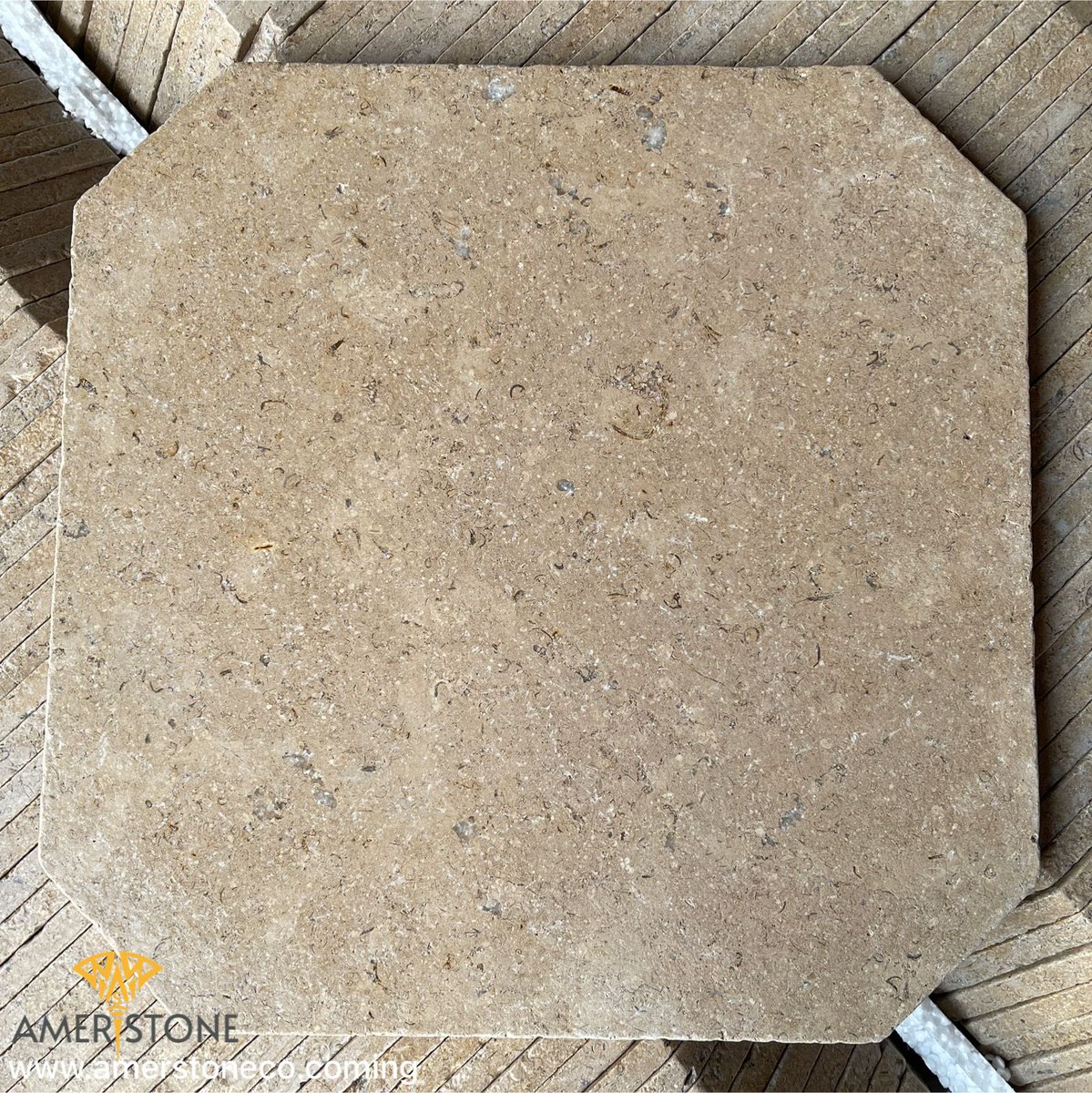 amerstoneco's tweet photo. S I N A I   P E A R L  limestone

For more details and inquiries contact us on:
Whatsapp: +201101772448
E-mail: export@amerstoneco.com

#marble #granite #onyx #travertine #sandstone #naturalstones #construction #buildingmaterials #marbleflooring #paving #pavimentos #marbledesign https://t.co/kJrcm4OuA1