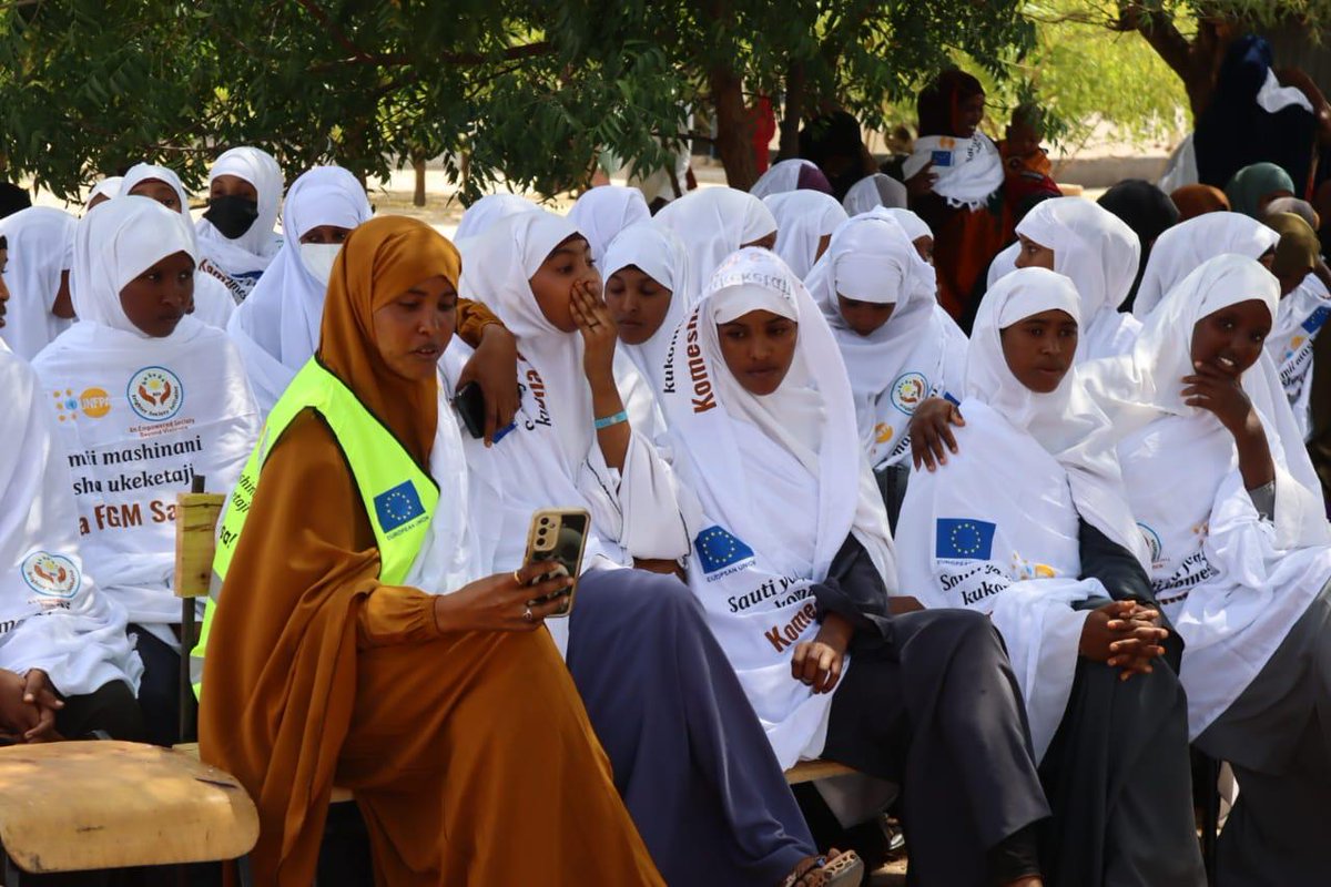 Brighter Society Initiative (@bsikenya) on Twitter photo 📌Benane, Garissa county
Survivors of harmful practices are gathering for a powerful training, mentorship, and community caravan -all under the partnership of <a href="/EUinKenya/">European Union In Kenya</a> , <a href="/UNFPAKen/">UNFPA Kenya</a>, and <a href="/BsiKenya/">Brighter Society Initiative</a> .
#KomeshaFGMSasa #EndFGM #Garissa 📌Benane, Garissa county
Survivors of harmful practices are gathering for a powerful training, mentorship, and community caravan -all under the partnership of <a href="/EUinKenya/">European Union In Kenya</a> , <a href="/UNFPAKen/">UNFPA Kenya</a>, and <a href="/BsiKenya/">Brighter Society Initiative</a> .
#KomeshaFGMSasa #EndFGM #Garissa