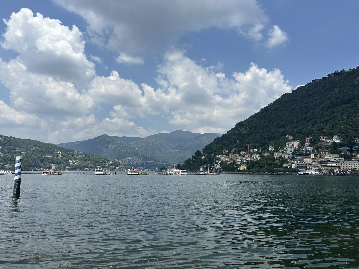 bladee69's tweet photo. gocciole gelato + poke and cherry boba
chillin in lake como
#EatingDatTwitter #EatingDat https://t.co/Zf5e7siIbe