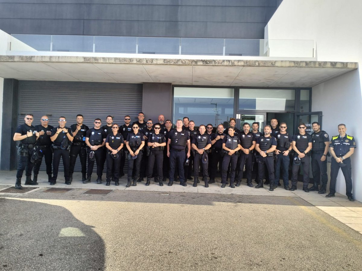 Emergències 112 Illes Balears (@emergencies_112) on Twitter photo <a href="/Emergencies_112/">Emergències 112 Illes Balears</a> ha registrado durante las fiestas de Sant Joan un total de 73 incidentes en Ciutadella.
El <a href="/goib/">Govern de les Illes Balears</a> ha dado apoyo al operativo de seguridad y emergencias, integrado por más de 500 efectivos.
Más INFO▶️ bit.ly/IncidentesSant… <a href="/Emergencies_112/">Emergències 112 Illes Balears</a> ha registrado durante las fiestas de Sant Joan un total de 73 incidentes en Ciutadella.
El <a href="/goib/">Govern de les Illes Balears</a> ha dado apoyo al operativo de seguridad y emergencias, integrado por más de 500 efectivos.
Más INFO▶️ bit.ly/IncidentesSant…