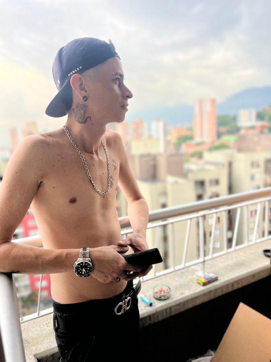 Danilo72111183's tweet photo. @Danilo72111183 Dicen que el Flaco no llena, pero Gritan distinto cuando les toca...! 😈 https://t.co/Sy3FxXazH8