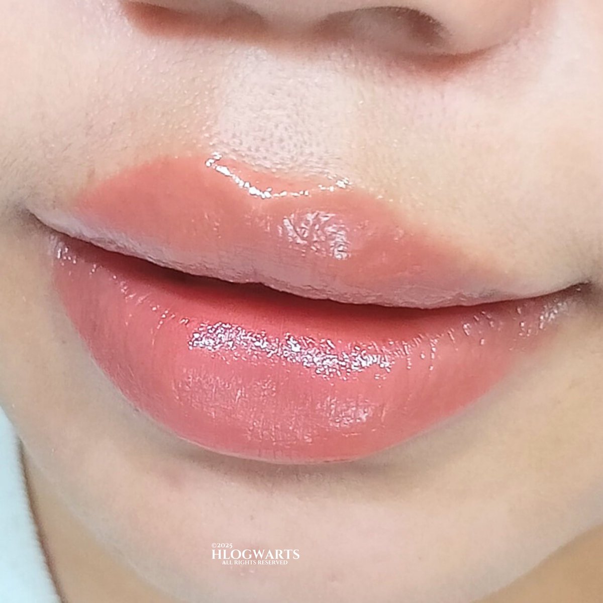 finally brand lokal keluarin LIP OIL YANG PIGMENTED!!

masih under 100rb an… finishnya plumpy dan tinggalin stain juga😽🫶🏻