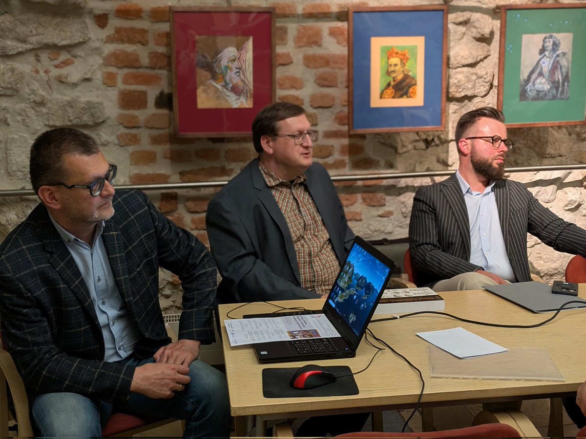 Konferencja "Luksus, ubóstwo, bogactwo i skromność w późnym średniowieczu" już za nami! Cieszymy się z międzynarodowego spotkania i wymiany myśli 🙂