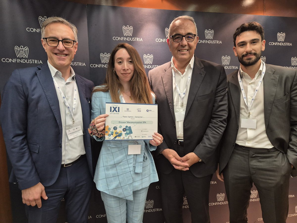 EricssonItalia's tweet photo. 🏆 Questa mattina Confindustria ha assegnato il Premio Imprese per Innovazione a 12 realtà italiane che si sono distinte per la capacità di investire in R&amp;S, contribuendo a rafforzare la competitività del sistema produttivo nazionale. Siamo orgogliosi che Ericsson sia tra queste! https://t.co/dNGi7PElvD