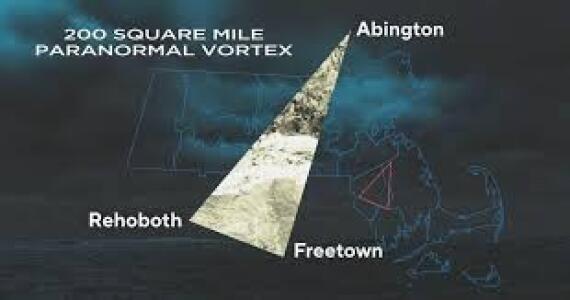 HorrifyingHist1's tweet photo. The Bridgewater Triangle in Southeastern Massachusetts, along US Route 44, is a 200 square mile area filled with mysterious phenomena including mythical creatures, ghostly lights, and UFOS 👻👽 #BridgewaterTriangle #ParanormalActivity
Listen now: https://t.co/Xec39vqjla https://t.co/MDFPp529ws