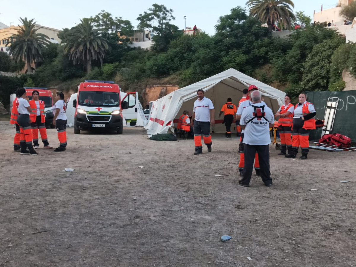 Emergències 112 Illes Balears (@emergencies_112) on Twitter photo <a href="/Emergencies_112/">Emergències 112 Illes Balears</a> ha registrat durant les festes de Sant Joan un total de 73 incidents a Ciutadella.
El <a href="/goib/">Govern de les Illes Balears</a> ha donat suport a l’operatiu de seguretat i emergències integrat per més de 500 efectius.
Més INFO▶️ bit.ly/IncidentsSantJ… <a href="/Emergencies_112/">Emergències 112 Illes Balears</a> ha registrat durant les festes de Sant Joan un total de 73 incidents a Ciutadella.
El <a href="/goib/">Govern de les Illes Balears</a> ha donat suport a l’operatiu de seguretat i emergències integrat per més de 500 efectius.
Més INFO▶️ bit.ly/IncidentsSantJ…