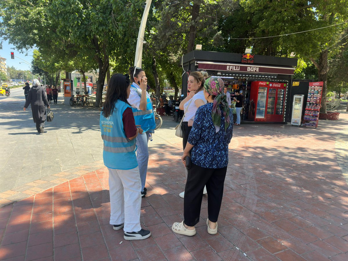 📍SANKO PARK

AK Parti Şahinbey Gençlik Kolları olarak Sanko Park’ta gerçekleştirdiğimiz stant çalışmasında hemşehrilerimizle bir araya geldik, yeni gönüldaşlarımızı büyük ailemize dahil ettik.

🤝 Her bir yeni katılım, bu kutlu yürüyüşe güç katıyor.
🇹🇷 Bu memlekette, inandığı