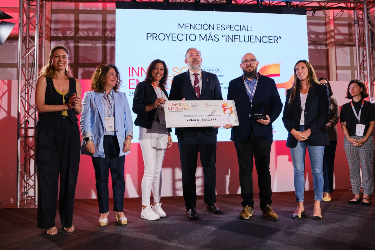 redinnpulso's tweet photo. 🏆 MENCIÓN ESPECIAL AL PROYECTO MÁS INFLUENCER:

¡@perciber de Santomera!

¡FELICIDADES! https://t.co/FJainPMBVi