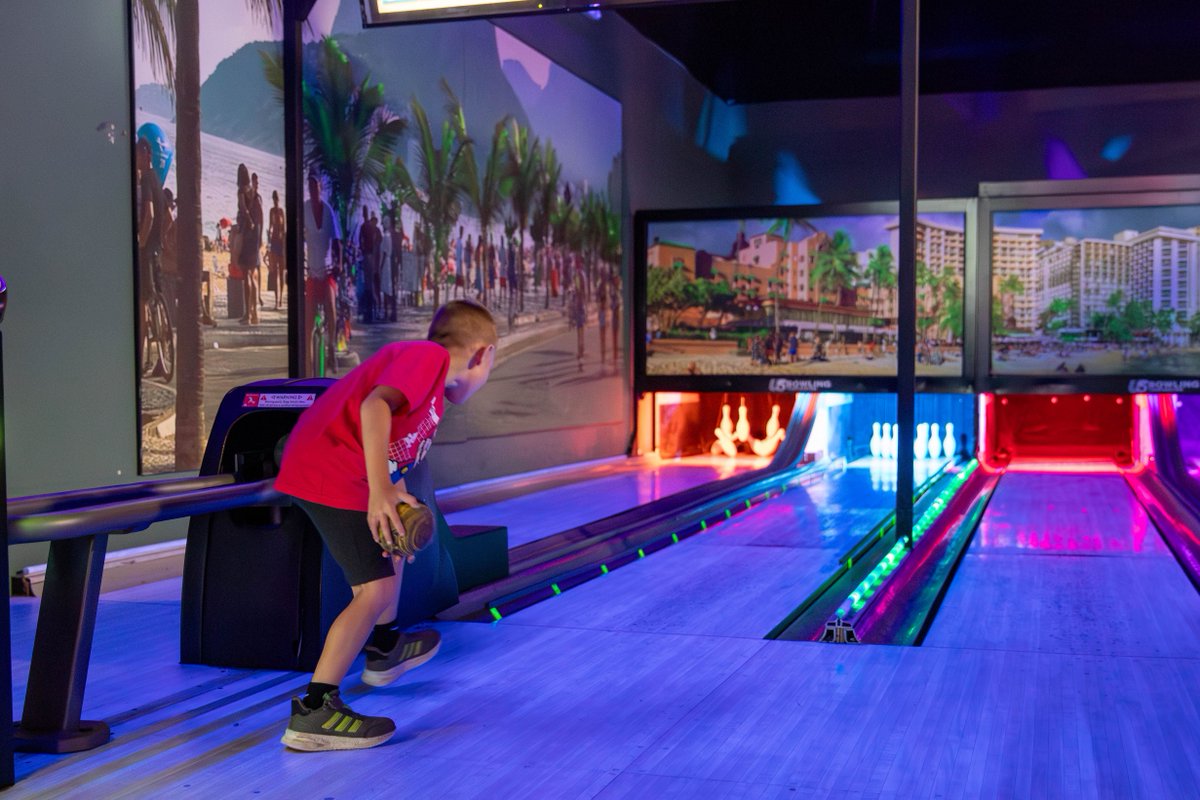 🙌 Celebrating our employees and their families 🙌

Interstate Warehousing in Cincinnati took this year’s company picnic indoors! Employees and their families enjoyed a fun-filled day!

#warehouses #coldchain #coldstorage #supplychain