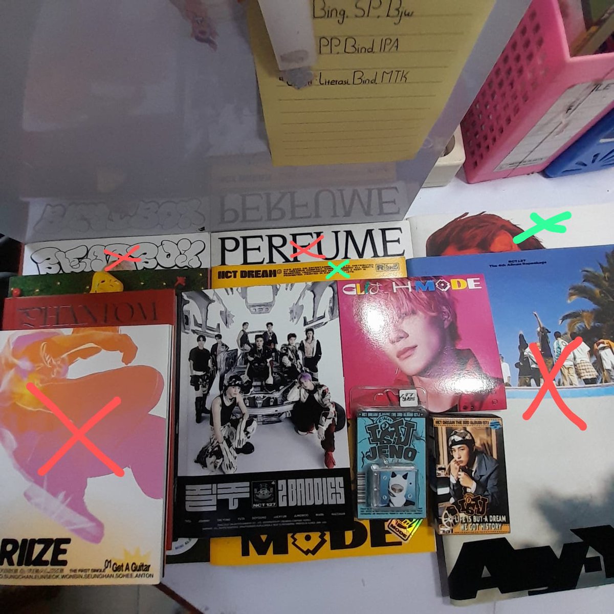 sseana__'s tweet photo. Album only unsealed &amp; PC OFFICIAL dream, 127, dojaejung, wayv, riize 

Kondisi masih bagus ✅
Lengkap ✅
Co 🍊
Harga offer aja
📍Jogja https://t.co/VPixePjsjn