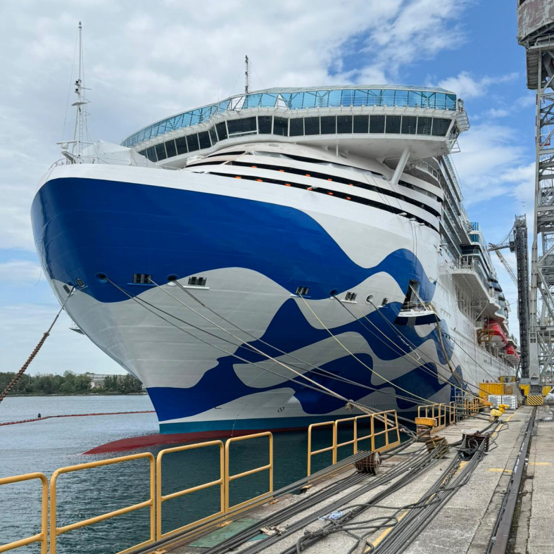 ritec_systems's tweet photo. #PrincessCruises’s #StarPrincess #cruise #ship is the latest #cruiser to benefit from #Ritec #ClearShield® #nonstick #easyclean #glass treatment, resisting #corrosion from #seaspray &amp; other contaminants found in the #harsh #marine #environment. Read more: https://t.co/gBKkbsRj9c https://t.co/GZI6m01Xj5