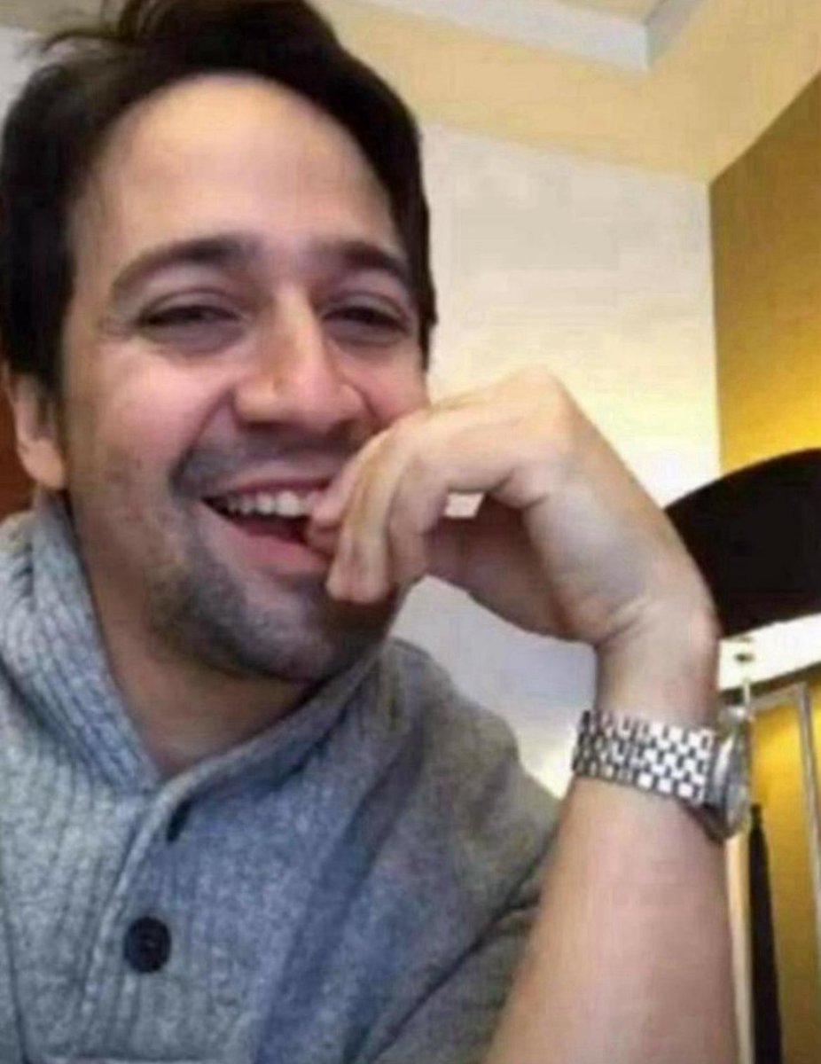 Chloerex tweet media