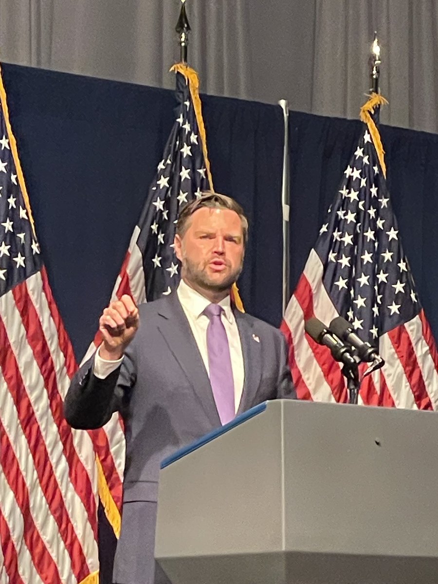 Great night in Lima, Ohio with our incredible VP ⁦<a href="/JDVance/">JD Vance</a>⁩. He delivered a strong America First message and thanked ⁦<a href="/ohiogop/">Ohio Republican Party</a>⁩ for all of their great work. 🇺🇸🇺🇸