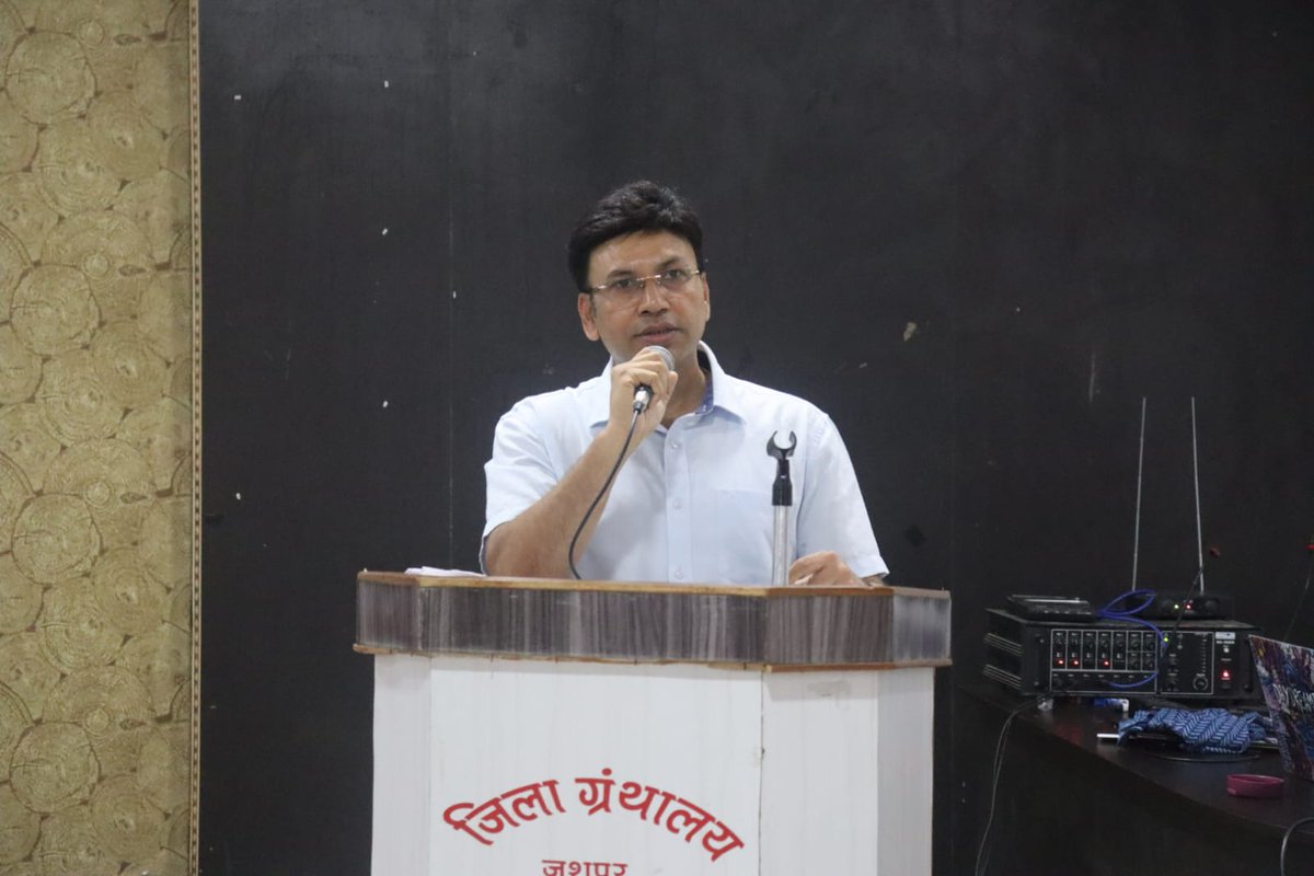 SpJashpur's tweet photo. #विगत 03 दिनों से चले रहे #ClickSafe कार्यक्रम के तीसरे चरण का किया गया समापन,
#इस दौरान लगभग प्रशिक्षक सहित 120 वालेंटियर ने अपने अनुभव को साझा किया,
#वरिष्ठ पुलिस अधीक्षक द्वारा वालेंटियर को "योद्धा" की संज्ञा दिया गया, https://t.co/ojUQPg2L72