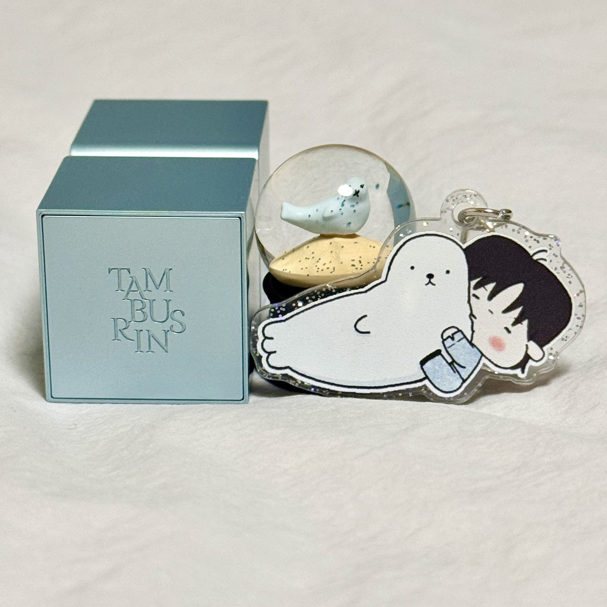 몽총물개 키링이 도착했어요🦭🩵💙🤍
샌드볼이랑 찰떡이에오✨

#꼬마우서기 #변우석팬아트
#Byeonwooseokfanart
#Bluehinoki #탬버린즈