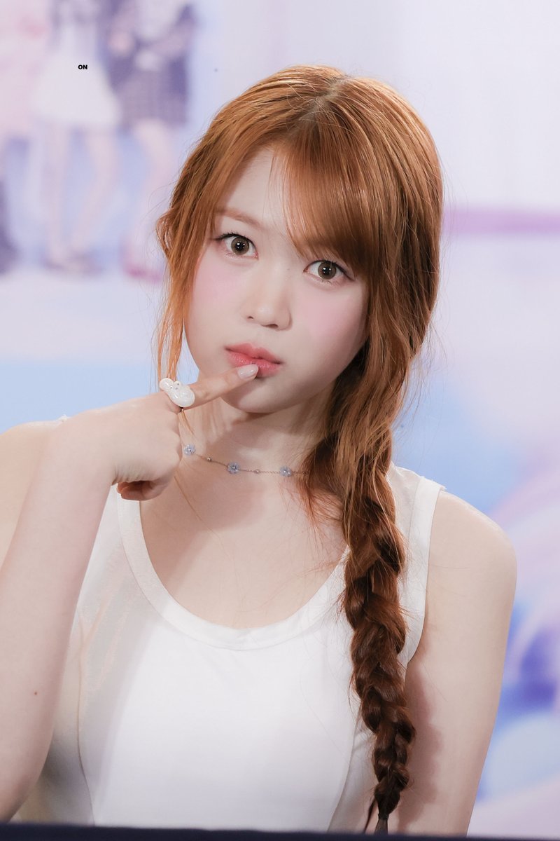 250622   
#하츠투하츠 #Hearts2Hearts 
#예온 #YEON