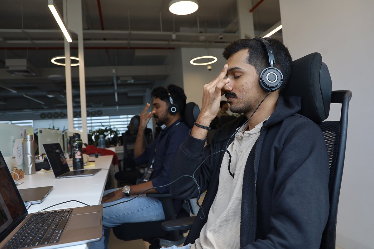 mitsogo's tweet photo. A mindful pause, right from our desks!🧘

In celebration of International Yoga Day, we stepped away from our routines for a virtual yoga session, giving us a moment to step back - breathe, stretch, and reconnect with ourselves. Check it out->

#InternationalYogaDay #thehexnode https://t.co/piaucjyTuq