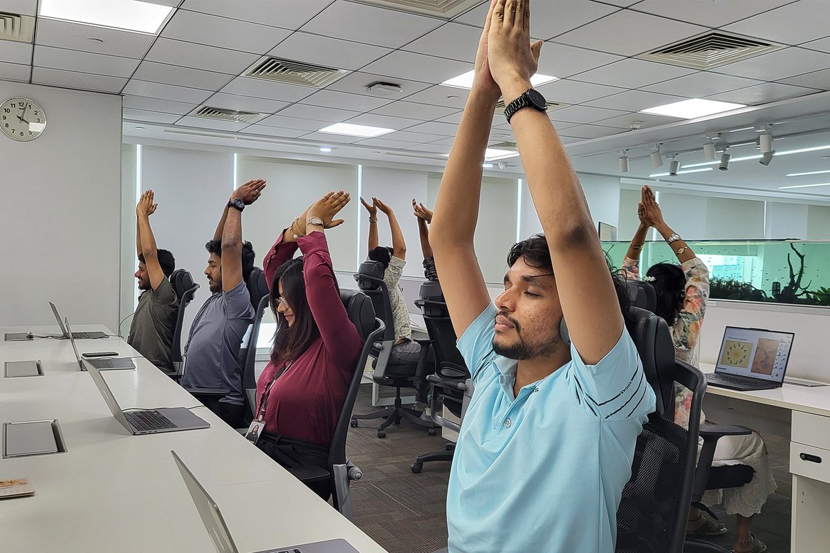 mitsogo's tweet photo. A mindful pause, right from our desks!🧘

In celebration of International Yoga Day, we stepped away from our routines for a virtual yoga session, giving us a moment to step back - breathe, stretch, and reconnect with ourselves. Check it out->

#InternationalYogaDay #thehexnode https://t.co/piaucjyTuq