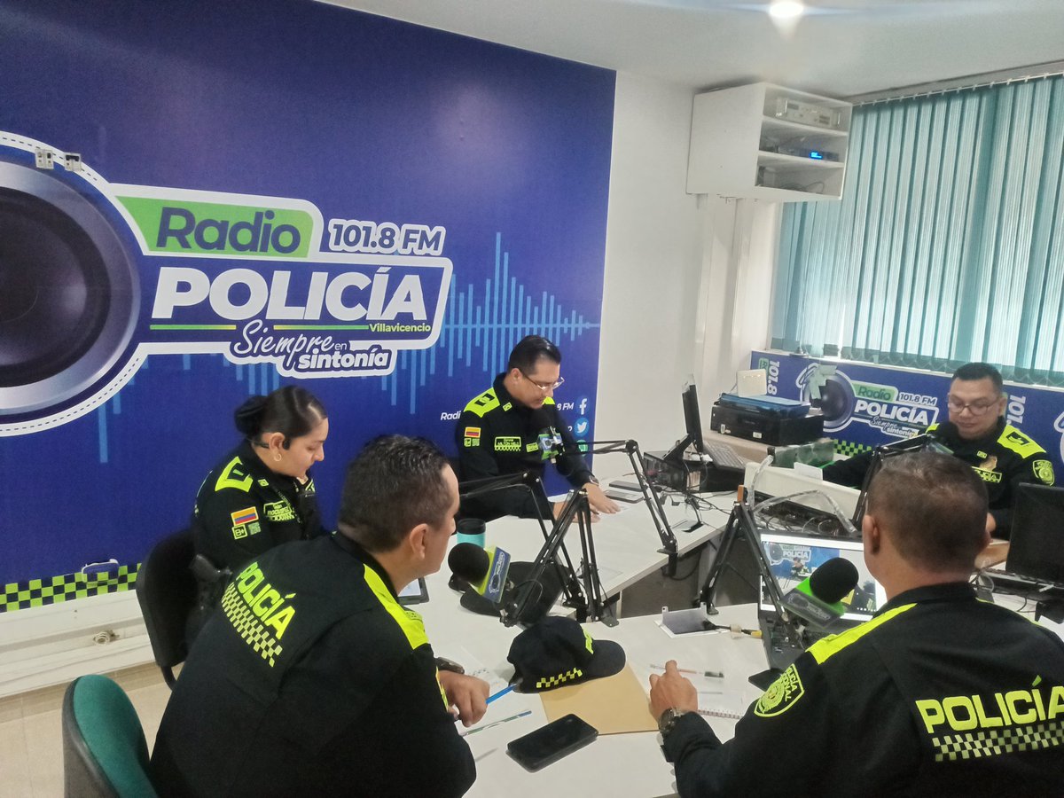 #EnVivo | #CuénteleAlComandante el señor coronel Milton Andrés Melo González, comandante  de la Policía Metropolitana de Villavicencio, escucha y atiende los requerimientos de los oyentes en materia de seguridad y convivencia. Participa con nosotros al ☎️320-3306159