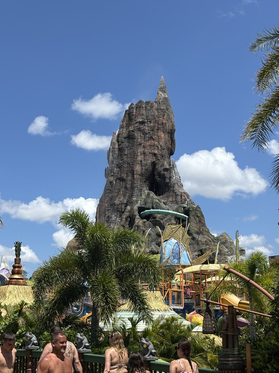 ashworth_tc's tweet photo. Very special day yesterday, Joanne ashworth and I celebrated our Silver Wedding Anniversary and we got to go to Volcano Bay water park 😀

Hands down the best day we’ve had so far and is favourite for a return on our spare day in Orlando (even over shopping for the girls) https://t.co/GPmJ7Ul82f