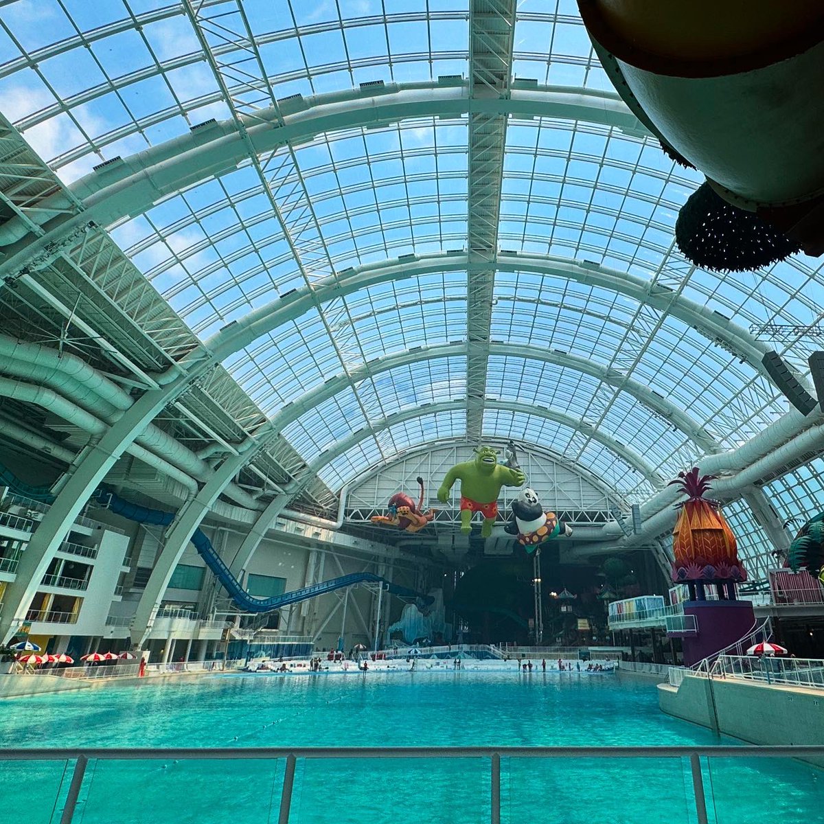 SteveConteNYC's tweet photo. Took my son Zia & his 3 best friends to the American Dream Waterpark in Jersey - it was like a sauna in there but fun to watch a bunch of 16 year olds having a blast!!
==========
#Waterpark #AmericanDream #Mall #NewJersey #EastRutherford #Pool #Swimming #Fun #Birthday #ZiaConte https://t.co/Jx5aMDd0Sn