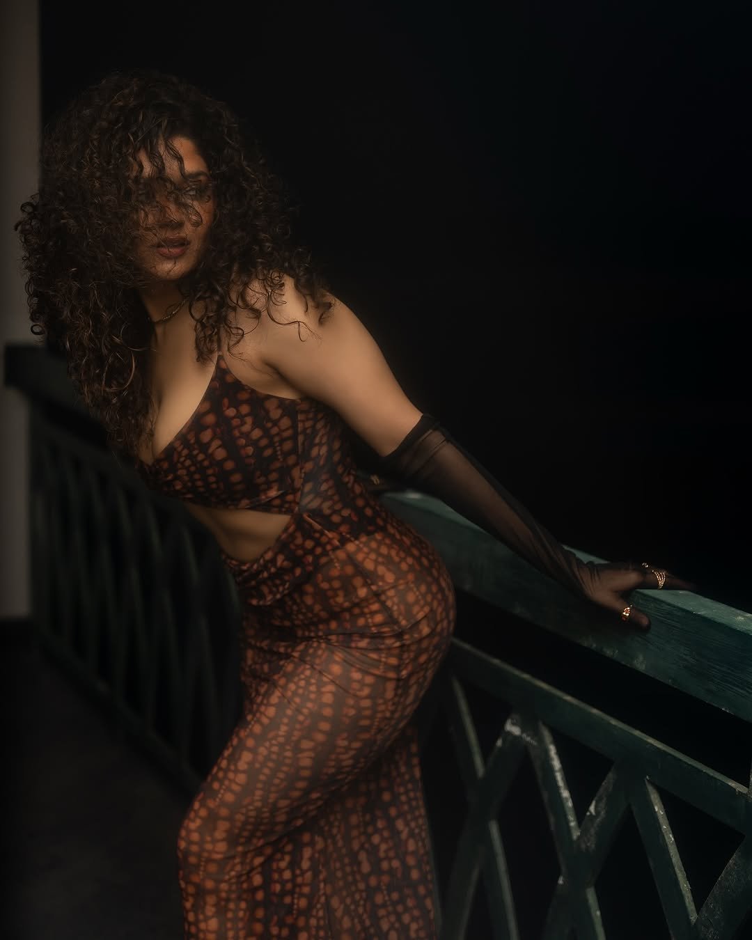 GuSr_QdbcAAVv6t?format=jpg&name=large