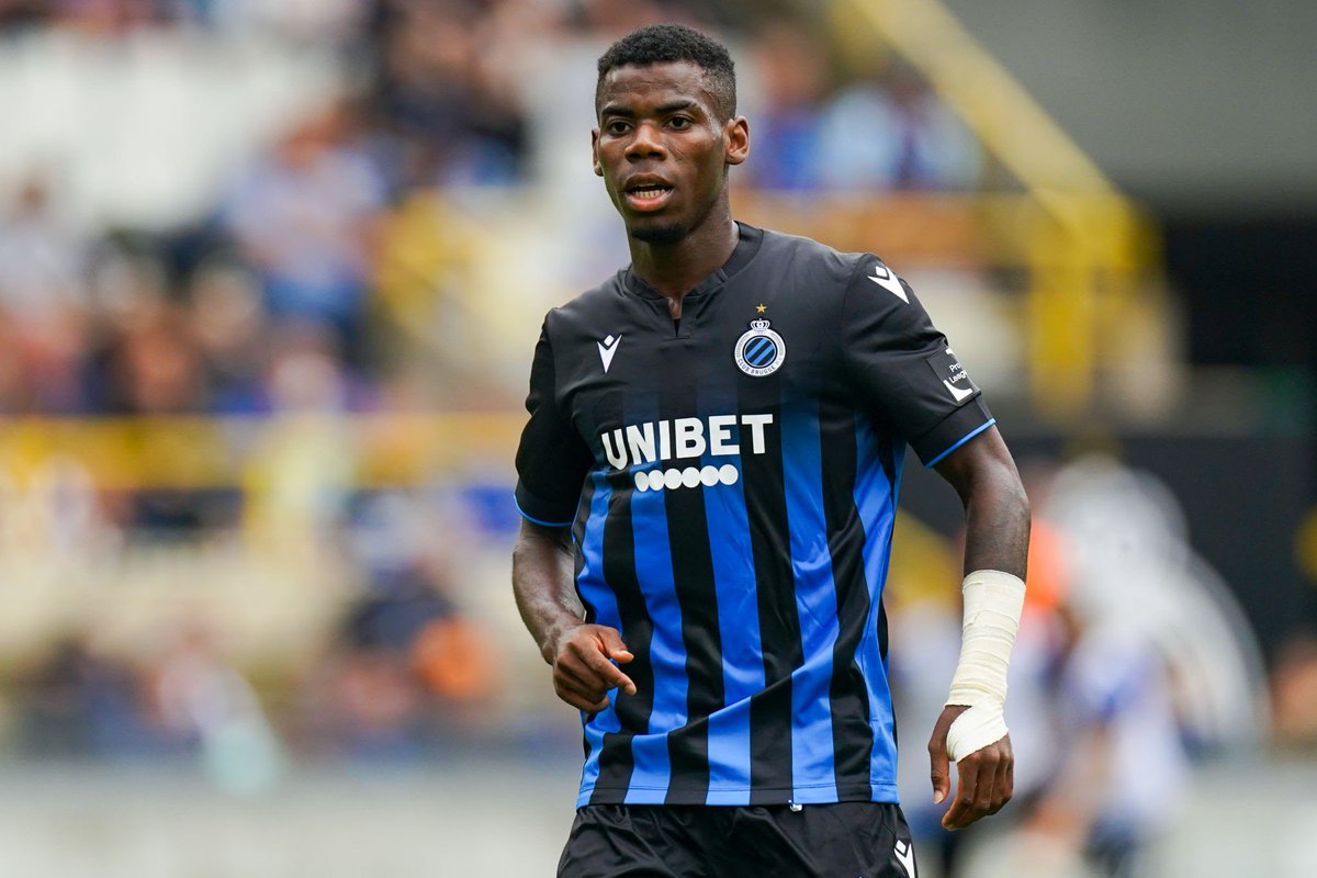 🚨🇳🇬 West Ham United &amp; Everton FC are currently in pole position for Raphael Onyedika !

🛠️  #WHUFC’s the most concrete so far for #ClubBrugge midfielder.

💰Blauw&amp;Zwart expects an amount close to €30M to make it happen. 

⏳ More to follow 🔜. #mercato #JPL #EFC