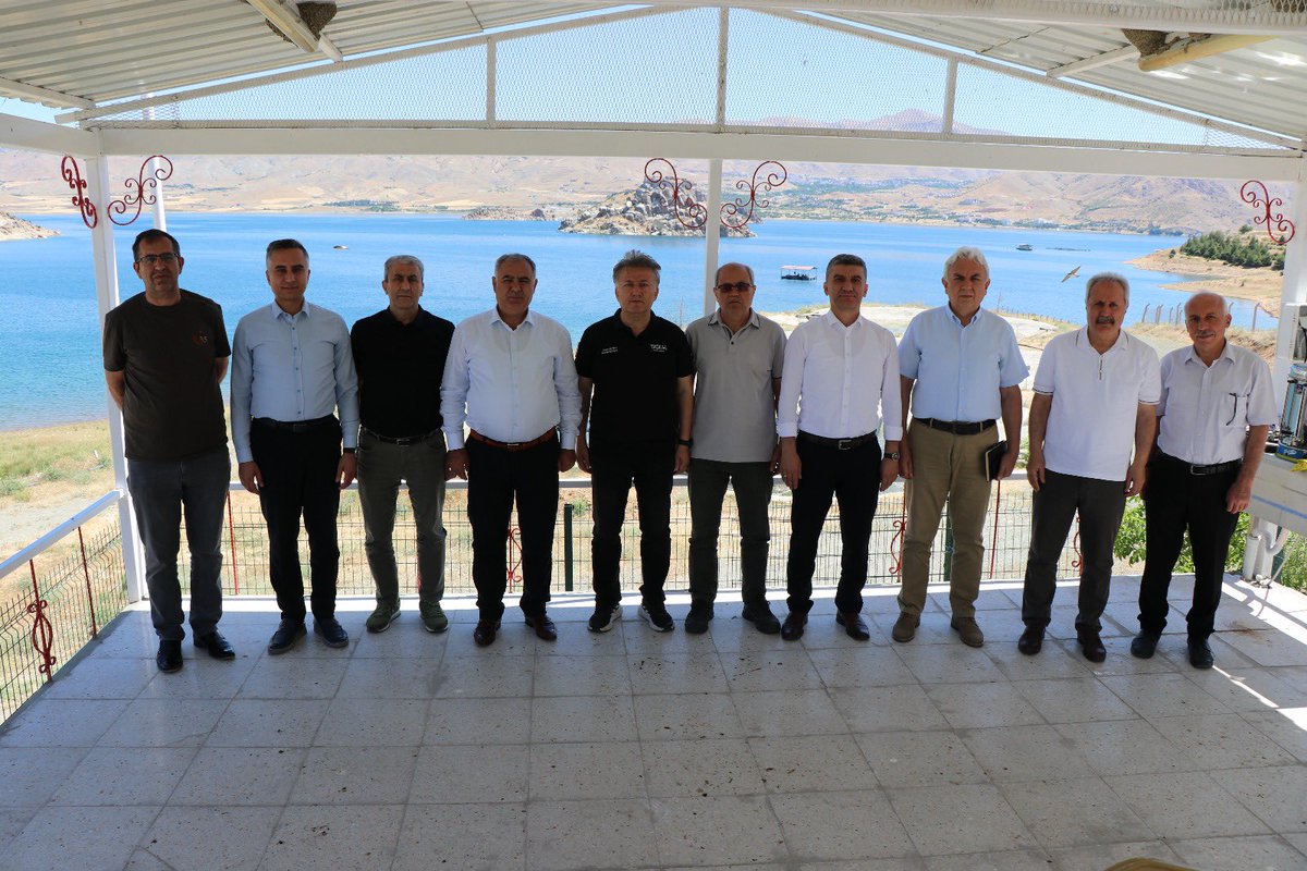 Tarım ve Orman Bakanlığımıza bağlı ve ilgili kurum ve kuruluş müdürlerinin katılımıyla düzenlenen Haziran ayı İl Koordinasyon Toplantısı, Elazığ Su Ürünleri Araştırma Enstitüsü Müdürlüğünün ev sahipliğinde gerçekleştirildi.