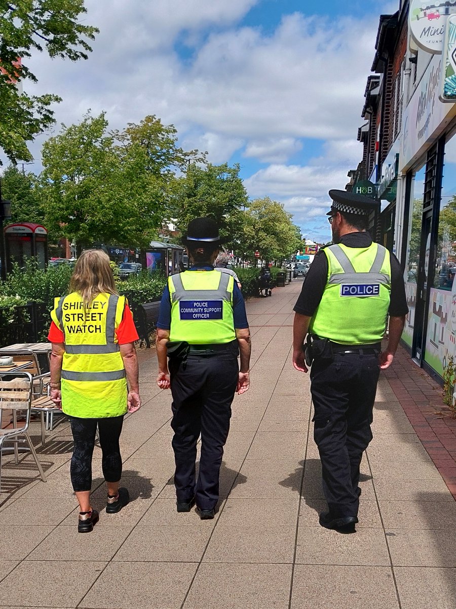 Shirley Officers have today conducted a patrol with the Shirley Streetwatch Group of the Stratford Road and Parkgate areas.

 Sign up to WMNow to receive email updates from you local policing team at wmnow.co.uk 

#neighbourhoodpolicingweek