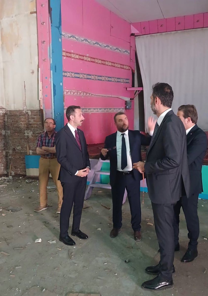 Dünyanın ilk dergi müzesine ev sahipliği yapan Sebilürreşad Kültür ve Sanat Merkezi, fikri dünyamızı besleyen ve büyüten çok özel bir mekân.

Ankara İl Kültür ve Turizm Müdürümüz Sayın Erhan Karakaya ile birlikte bu kıymetli merkezi ziyaret ederek, sevgili dostum Fatih Bayhan’dan