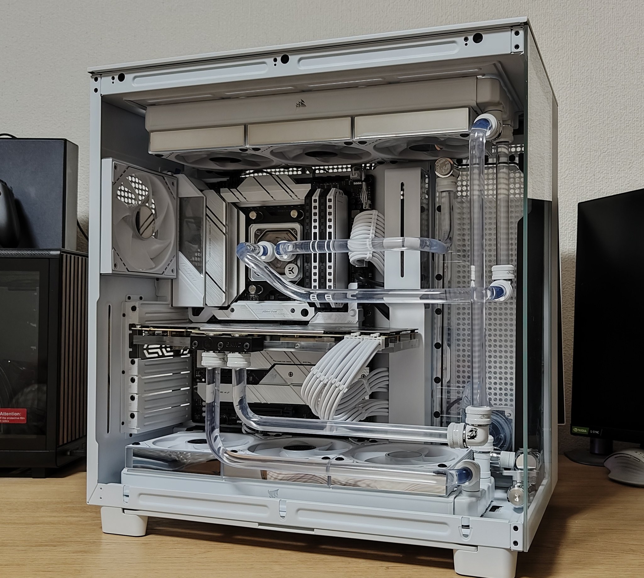 Amazon | NZXT F120P v2 White 静音・風圧強化タイプ PCケース