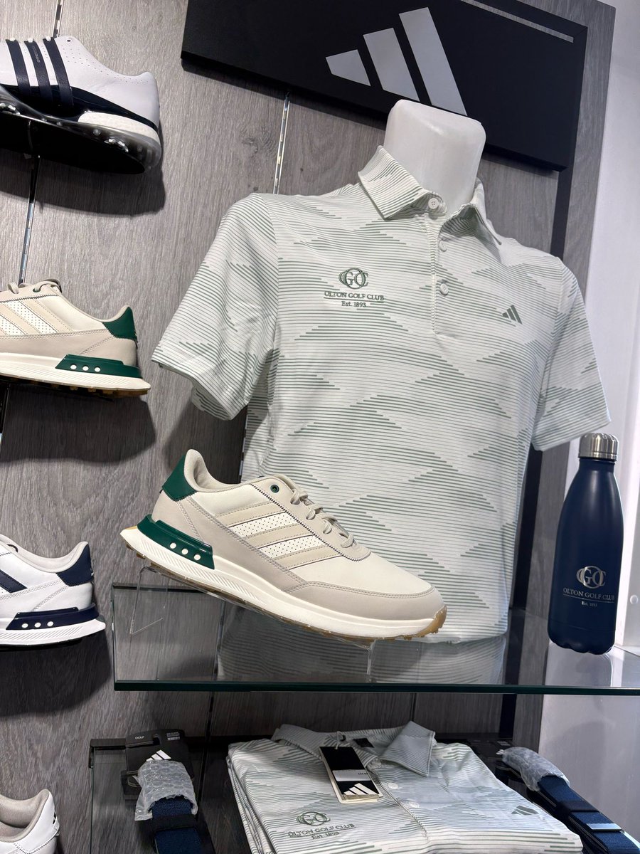 LBrotherhoodPGA's tweet photo. A few additions of @oltongolfclub crested clothing 👕 after a great sell through this season. Superb quality at a great price point #olton #clubcrest #retail #detail https://t.co/B8eN2ZO1iE