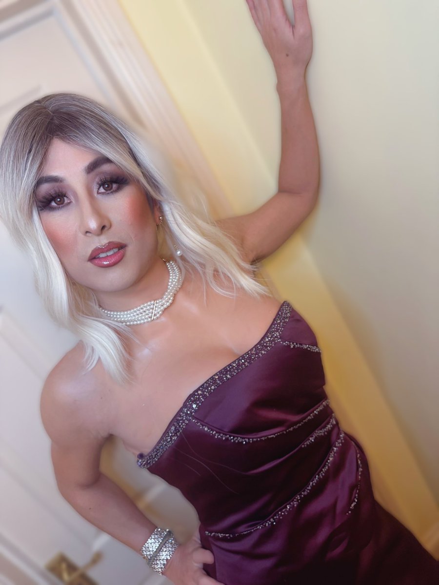 DD's Dressing & Transformations (@ddsdressing) on Twitter photo !!💜Limited Appoitments💜!!
.
.
Do you fancy trying this Stunning Gown?
Farnborough 6th-9th!
Email ddsdressing@outlook.com
.
.
Flash back with the Beautiful Jessica Ann May! 👸🏽
.
.
#dressingservice #transformation #makeover #boystogirls #crossdressing #tgirl #trans !!💜Limited Appoitments💜!!
.
.
Do you fancy trying this Stunning Gown?
Farnborough 6th-9th!
Email ddsdressing@outlook.com
.
.
Flash back with the Beautiful Jessica Ann May! 👸🏽
.
.
#dressingservice #transformation #makeover #boystogirls #crossdressing #tgirl #trans